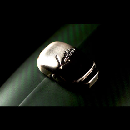 Leona Case Matte Green